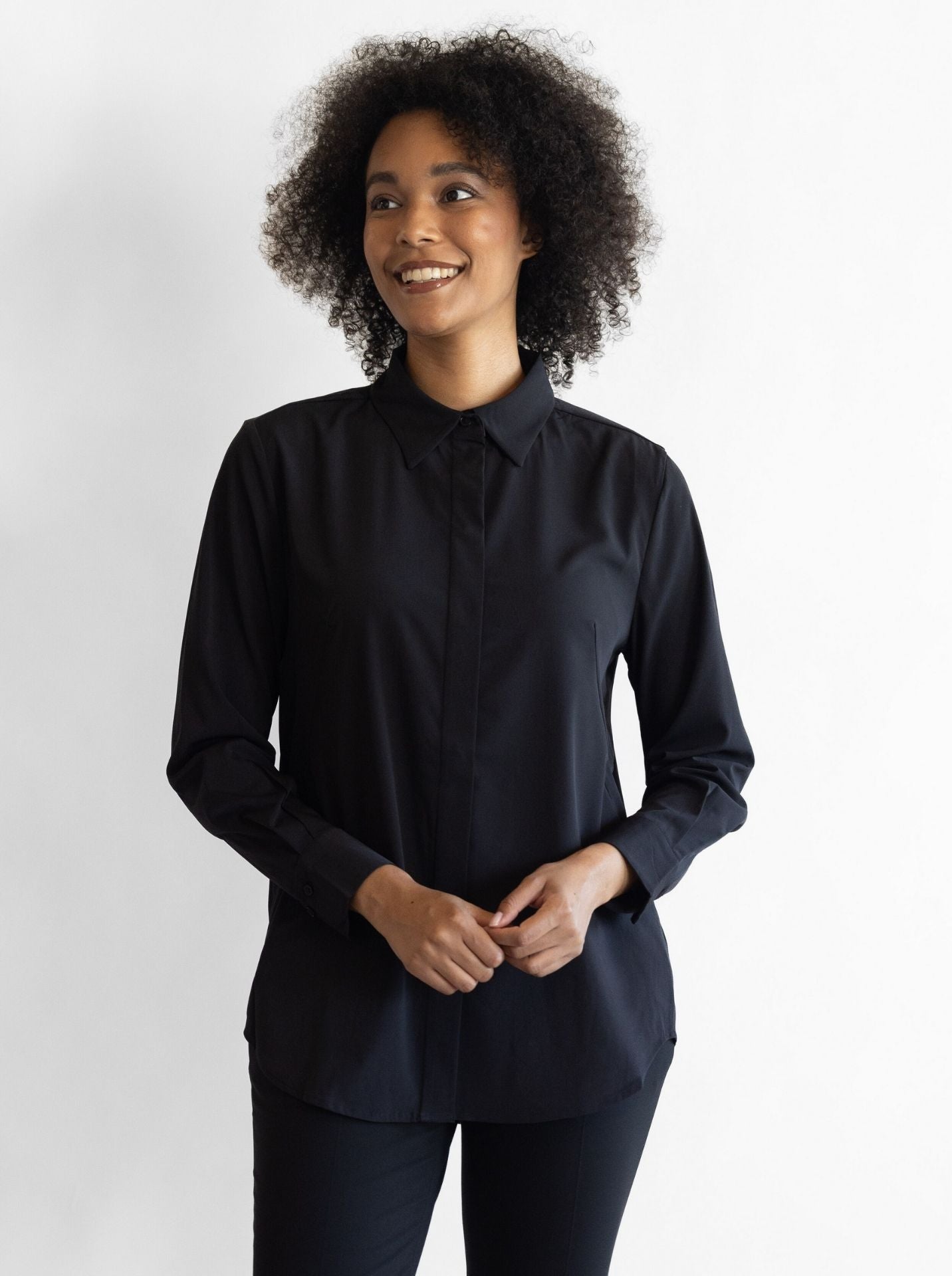 Ladies’ [re]solve Stretch Tailored Relaxed  Blouse
