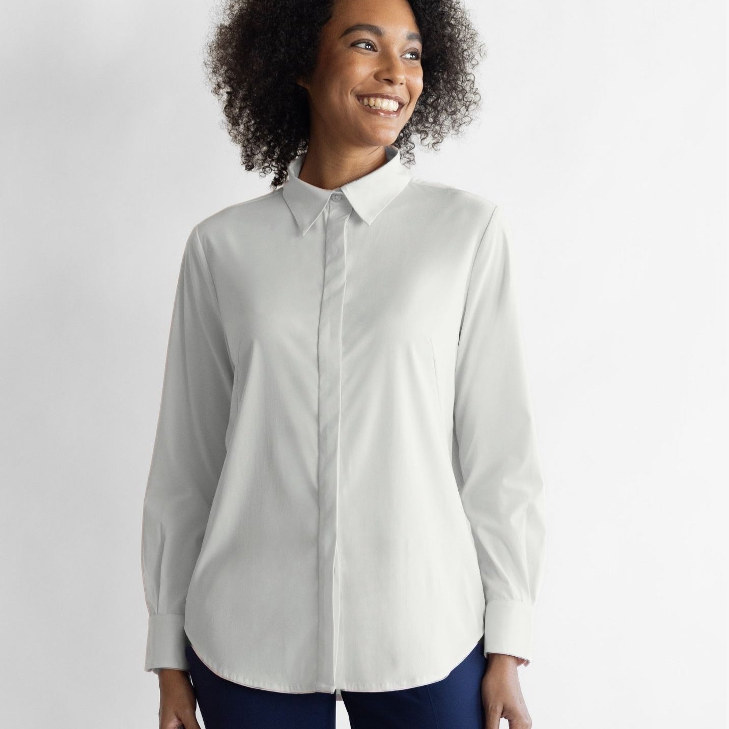 Ladies’ [re]solve Stretch Tailored Relaxed  Blouse