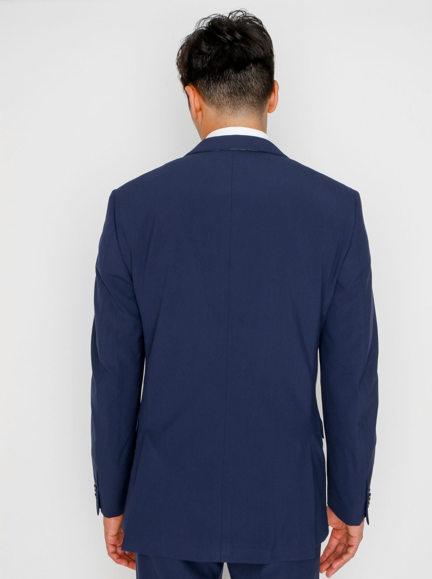 [re]solve Tailored 2-Button Stretch Blazer
